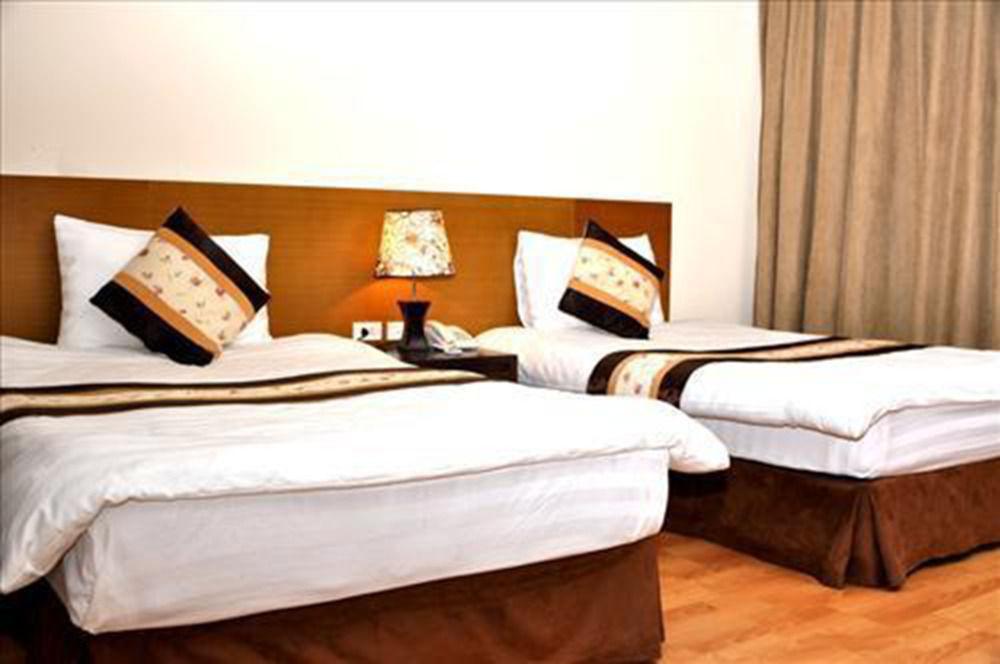 Hanoi Lucky Hn - By Bay Luxury Exterior photo
