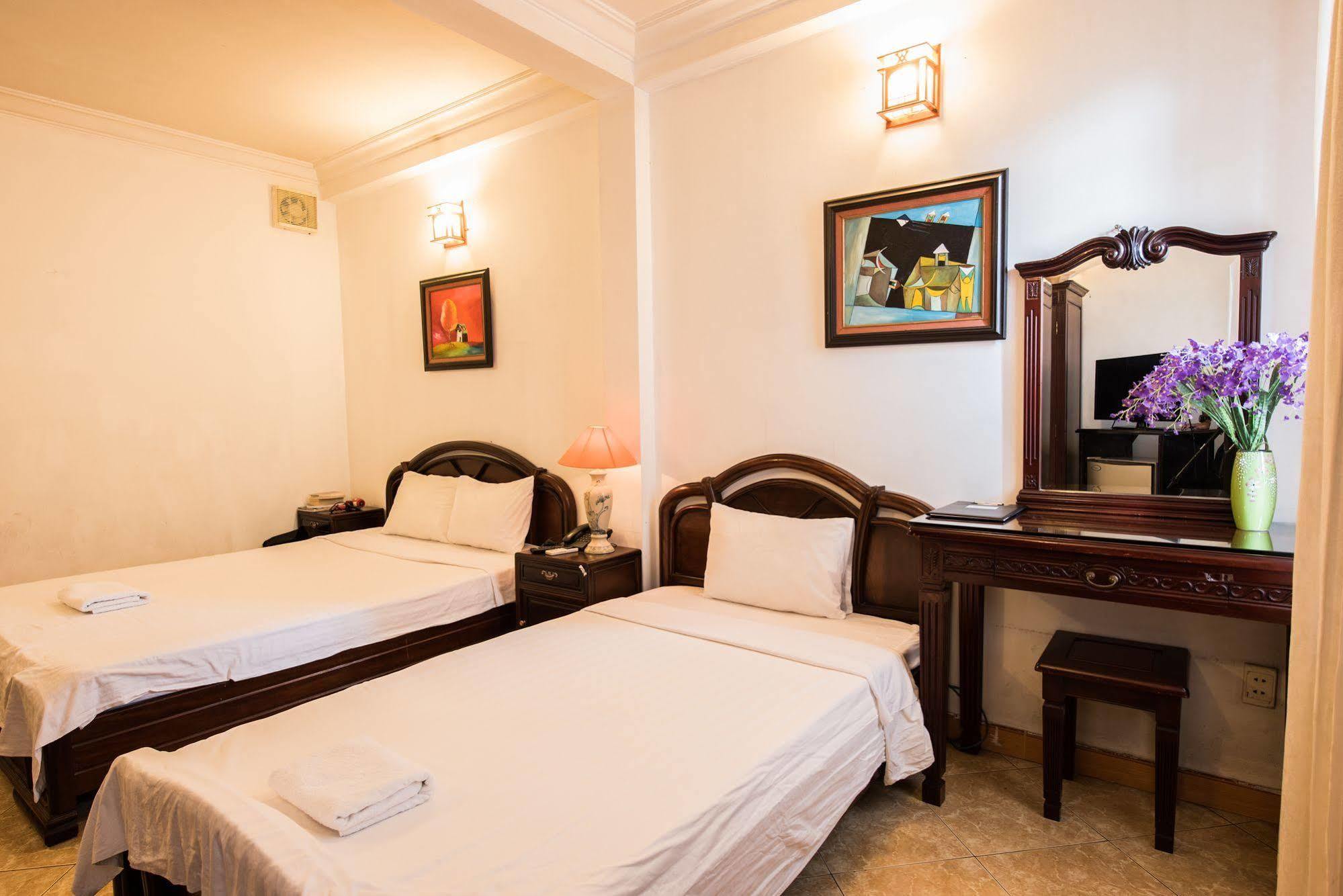 Hanoi Lucky Hn - By Bay Luxury Exterior photo
